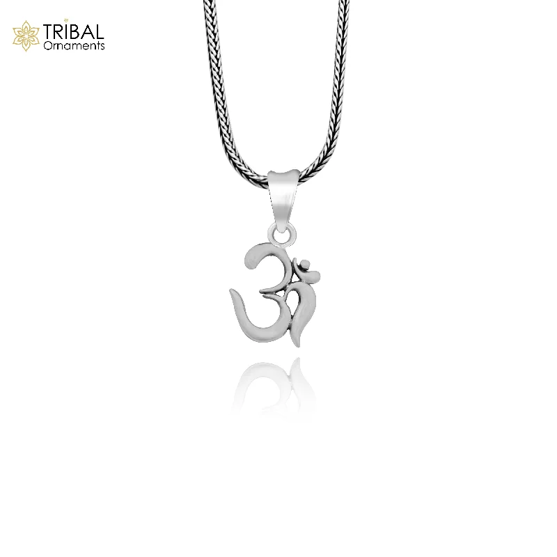 Exclusive Gemstone Jewelry Markdowns – Shop Now 925 sterling silver handmade Divine 'Aum' OM pendant, amazing stylish good luck pendant exclusive jewelry tribal jewelry NSP682